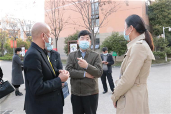 3.24動(dòng)態(tài)民政部信息中心副主任張建民一行到南昌綠康豫章家園開展民政信息化工作調(diào)研591.png