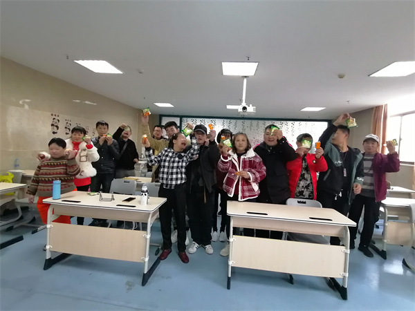 1733463835680490.jpg 4d1c169b53476e0a2cd1ab1ced8c180.jpg